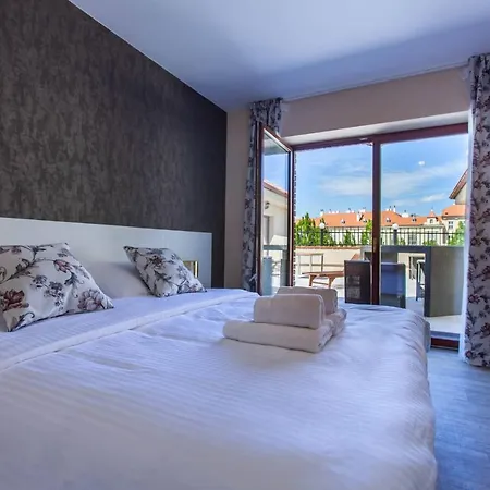 A Restaurace Feldsberg Guest house *